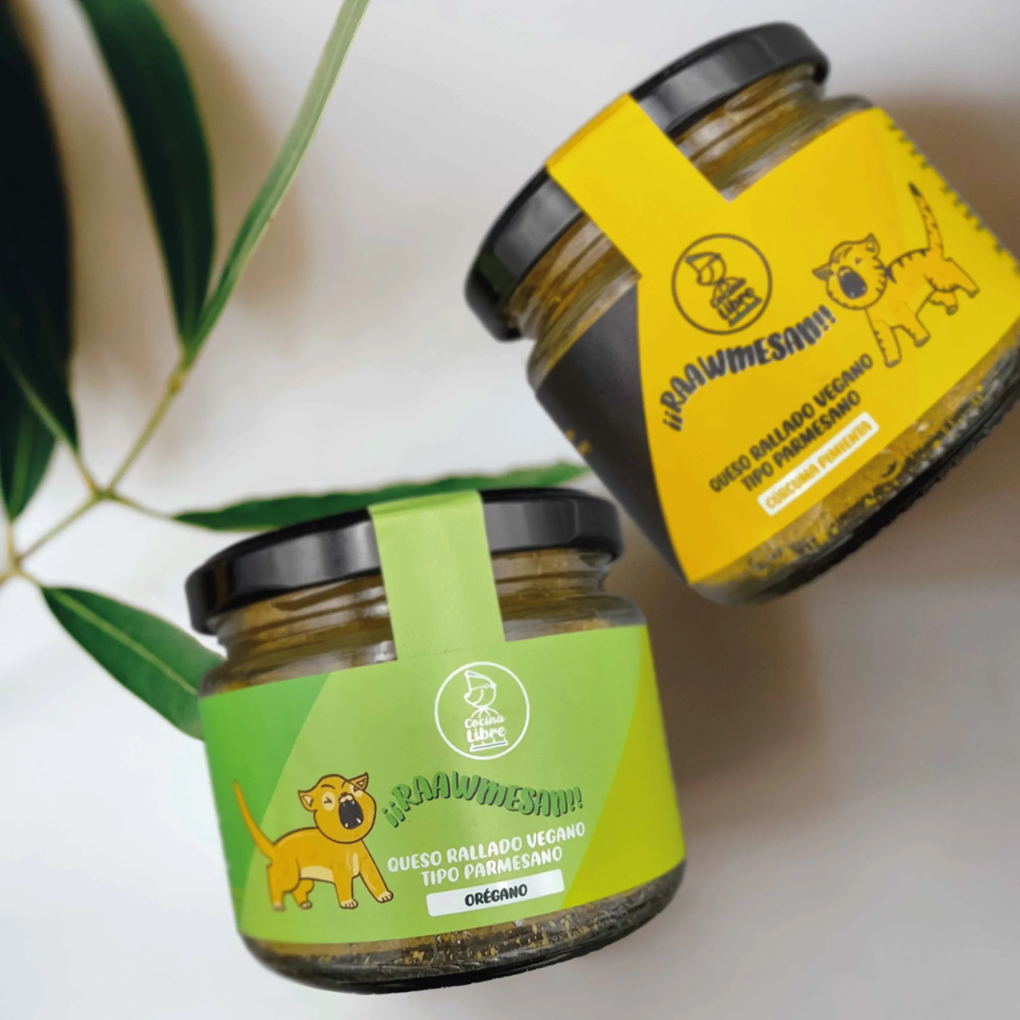 Rawmesan vegano de Cocina Libre